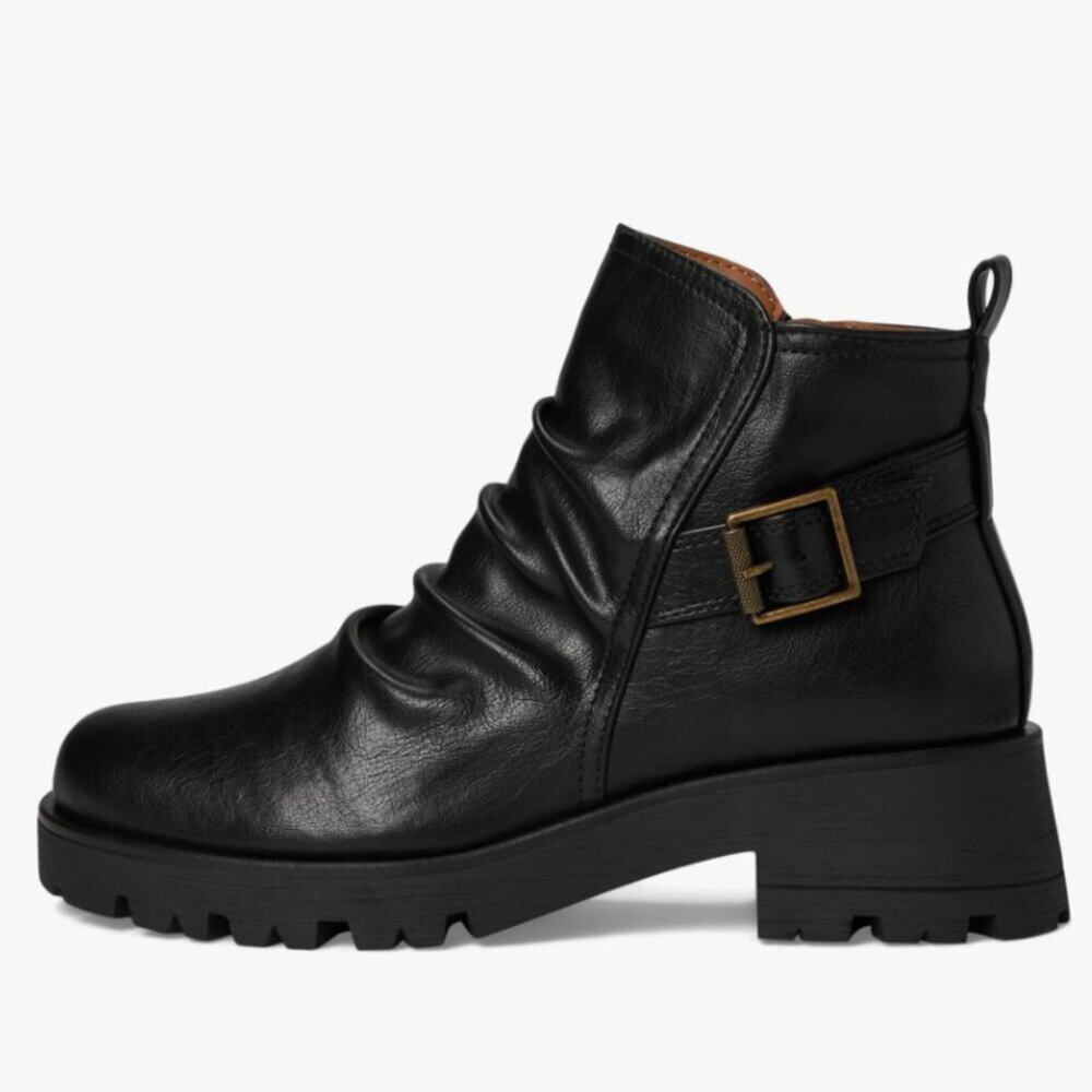 Eurosoft Ariya Boots Size 8.5 New